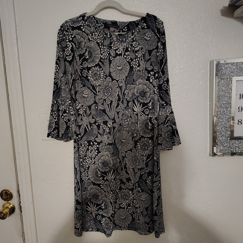 TOMMY HILLFINGER HIGH DOLLAR SOPHISTICATED Floral Black &White Dress W/ FLOWYSLV